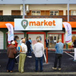 Inauguration de la supérette R Market