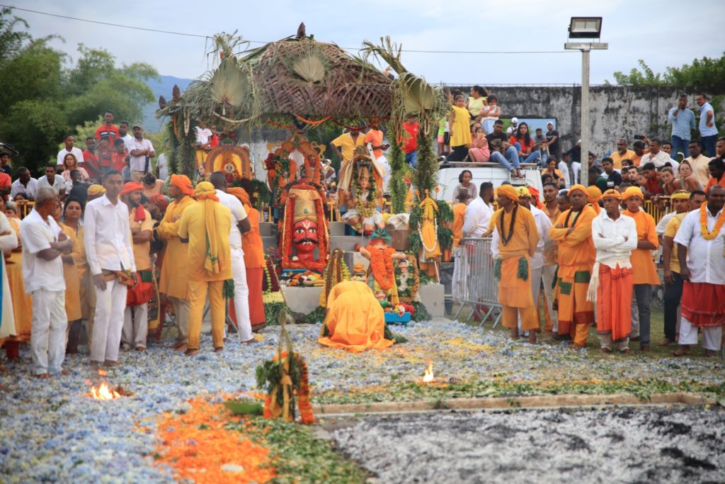 Marche sur le feu - Temple Ravine Creuse 2023